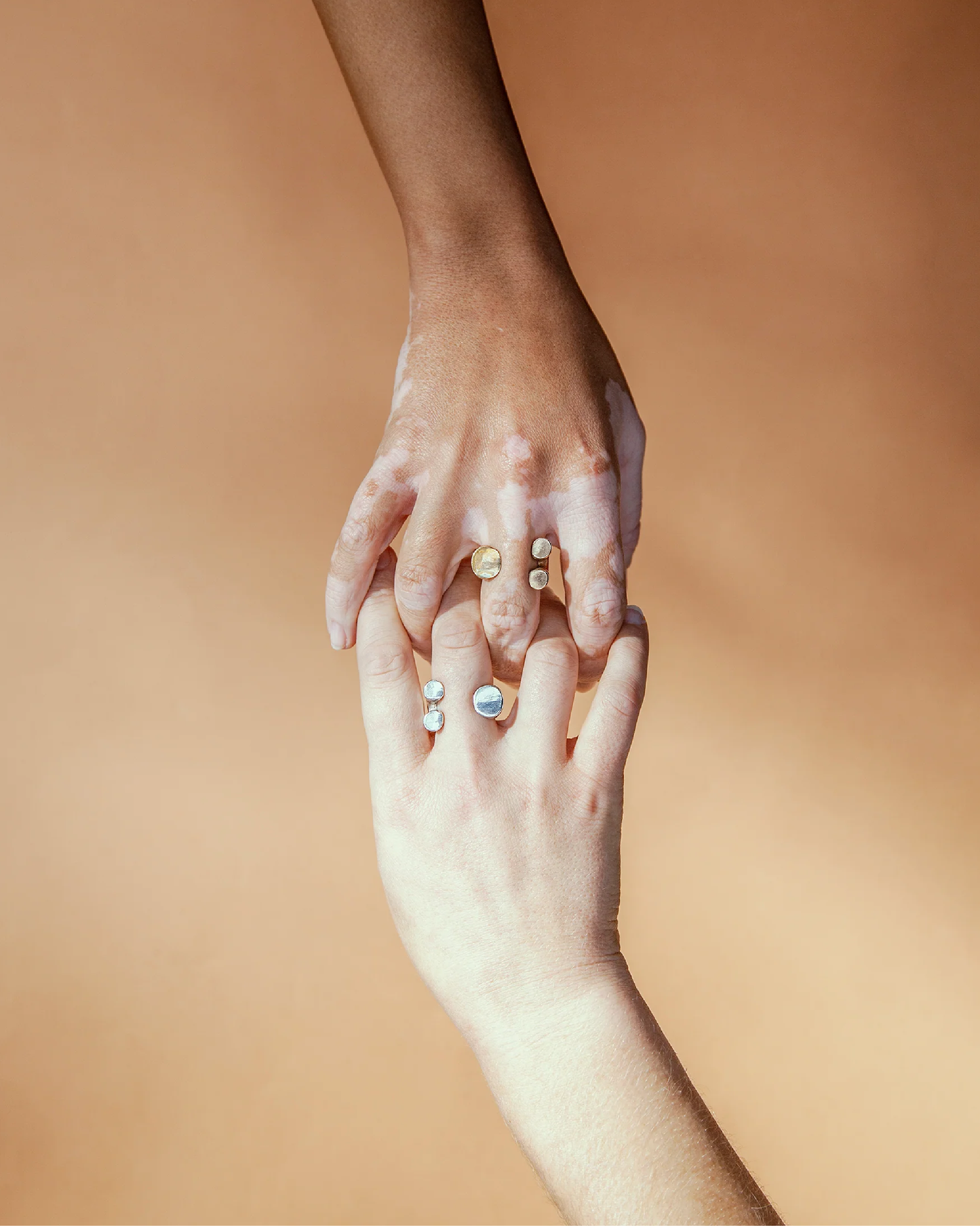 Anello Abbraccio
