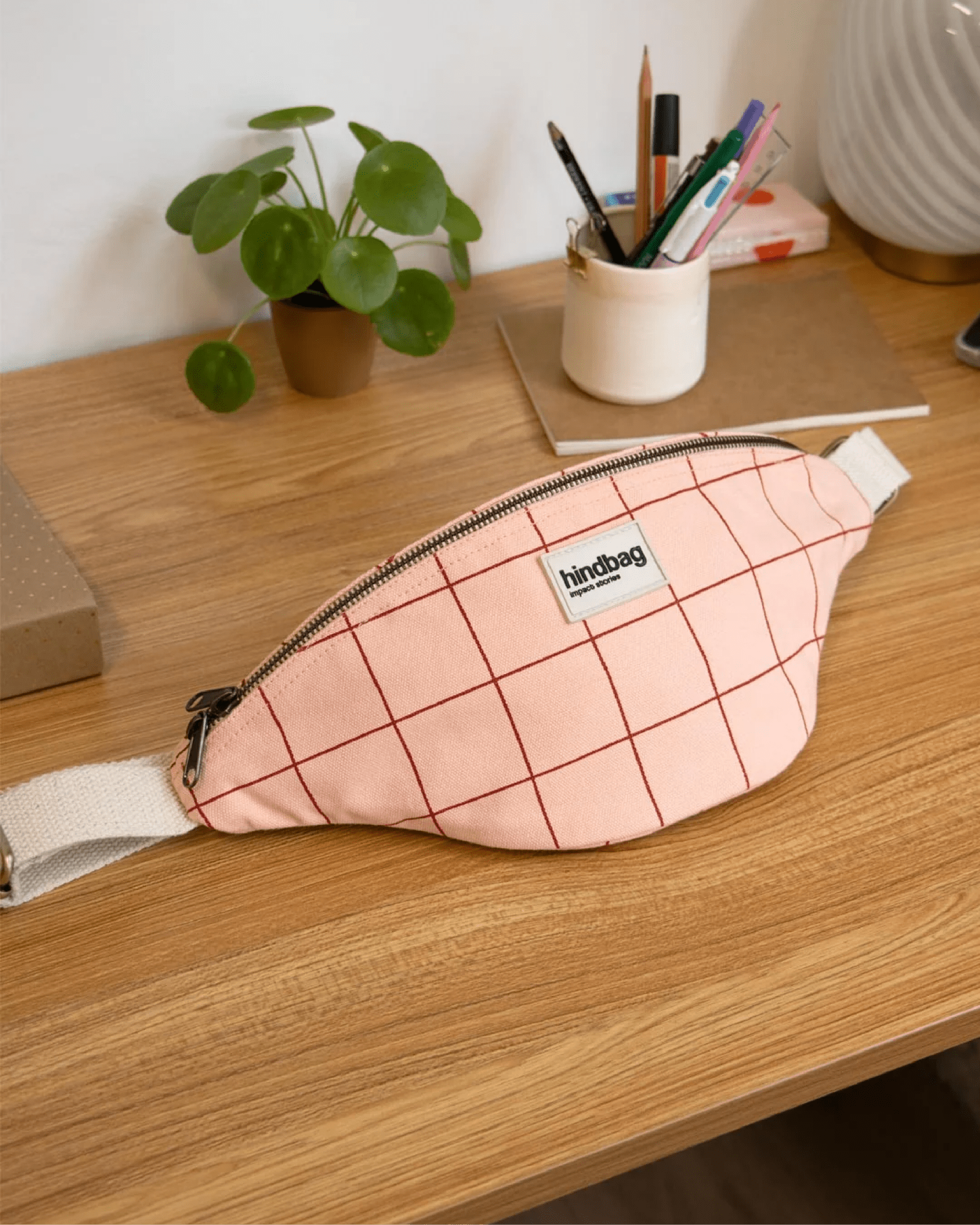 Marsupio Banana Quadri Rosa - ErnestoShop Concept Store